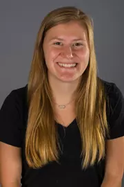 Ashley Peterson Headshot