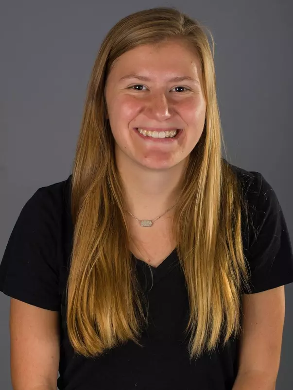 Ashley Peterson Headshot