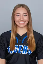 © University of Memphis. Trey ClarkHunt_Anna_Grace_1920SB_2906_TC_20191122