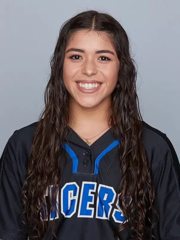 © University of Memphis. Trey ClarkLucero_Brianna_1920SB_2921_TC_20191122