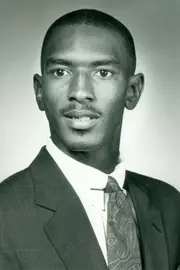 Elliot Perry