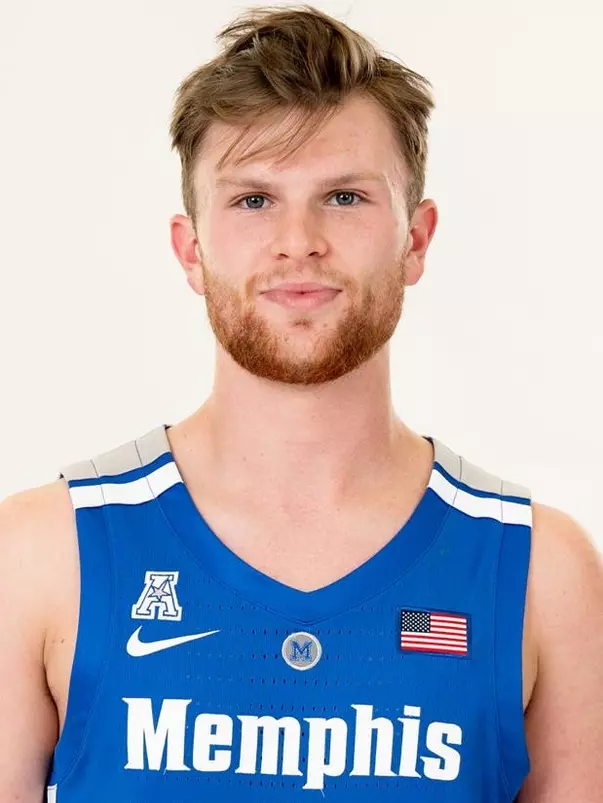 Conor Glennon headshot
