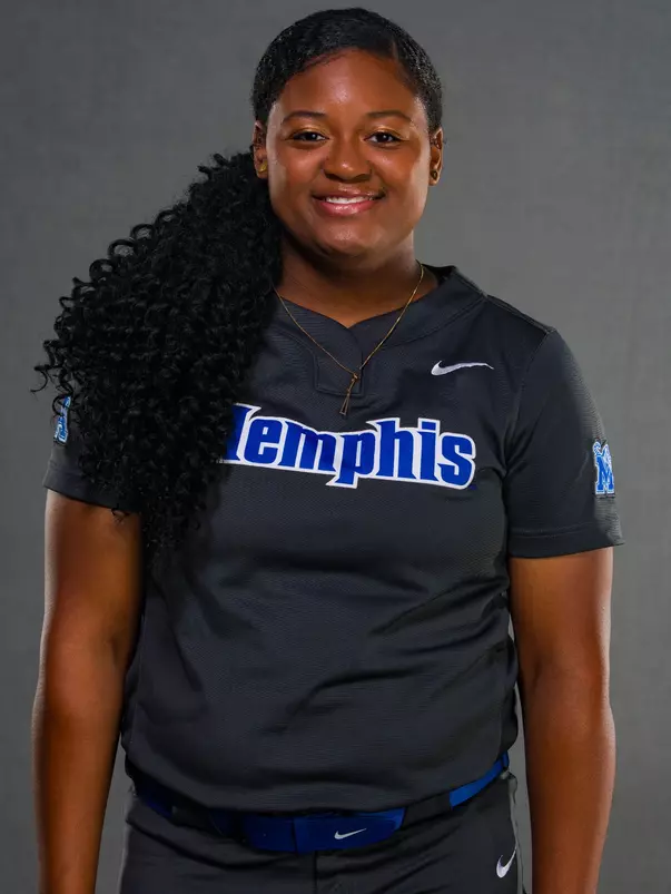 Catcher Khamiyah Brown (17) during Media Day on 11172023.