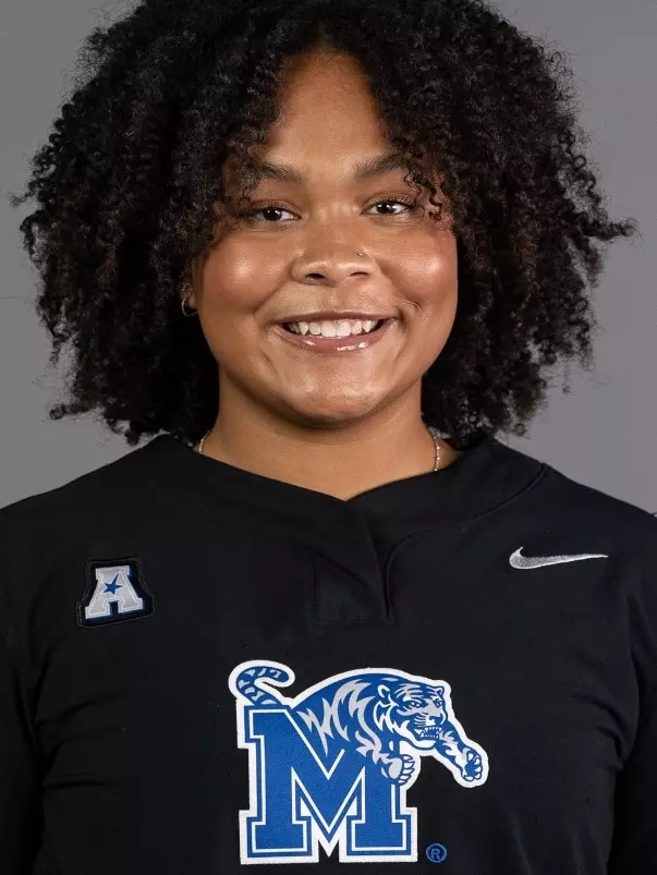Zoe Adebayo '23