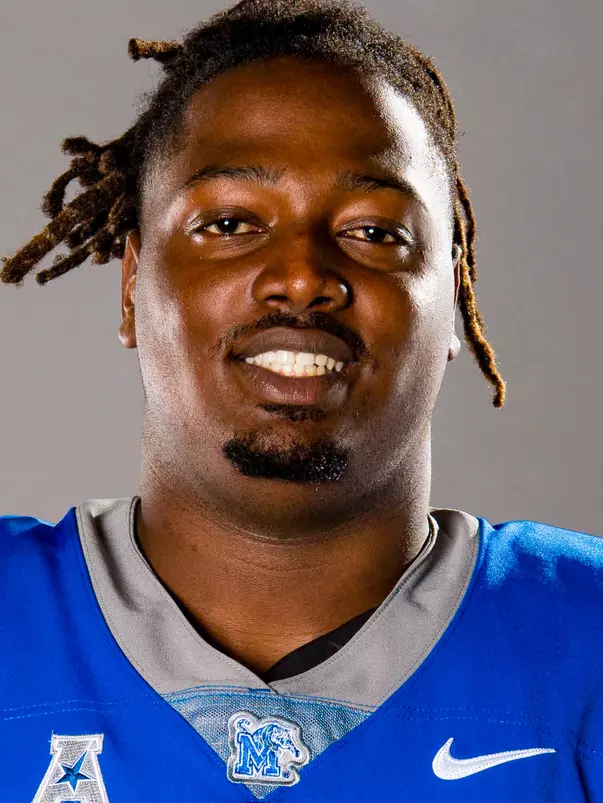 Defensive Linesman Derick Hunter Jr. (6) during Media Day on 06132023.