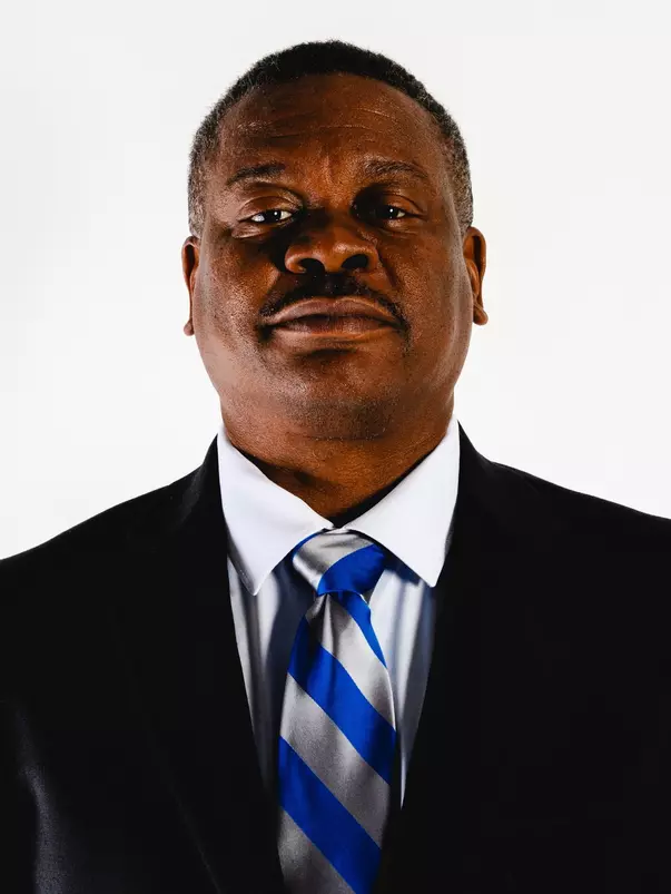 Rodney_Saulsberry_Sr._FB