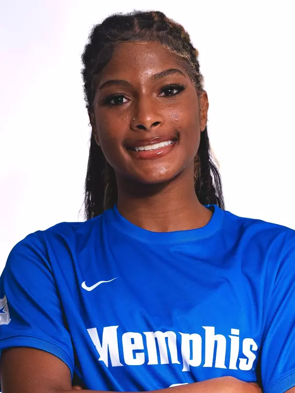 Ella Etienne