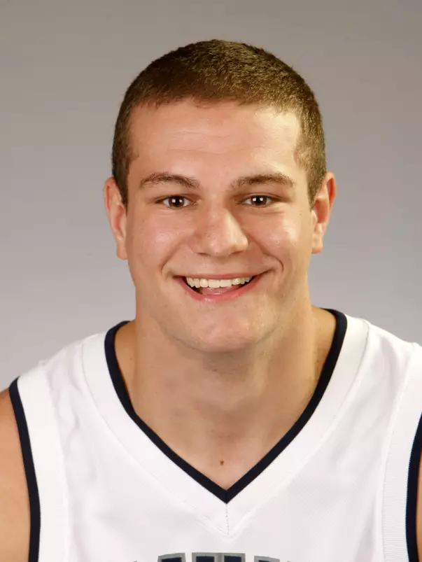 Kenny Frease (32) 2008-09 heashot