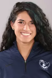 Alondra Hoyos