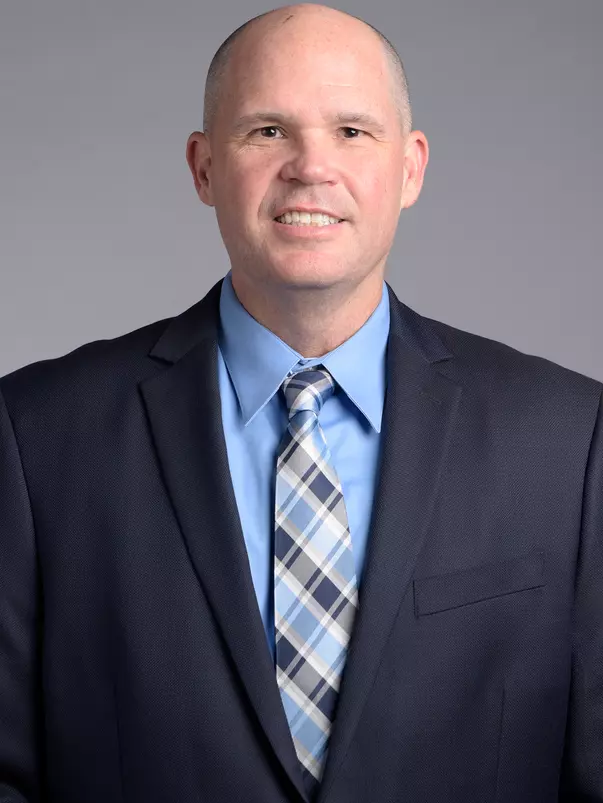 Dave Bezold - Director of Basketball Administration