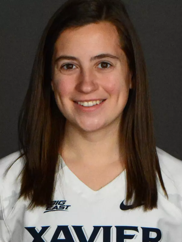 Bella Brancato Headshot