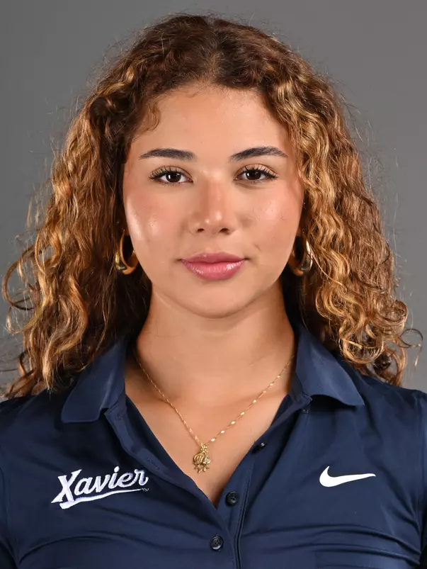 Ivanna Flores