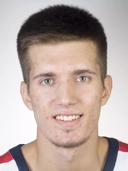 Petrusev, Filip
