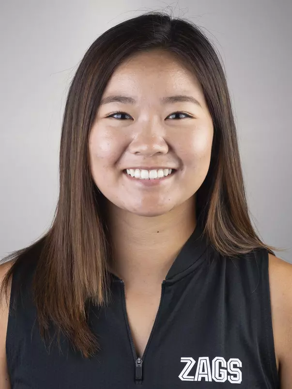 Cassie Kim headshot