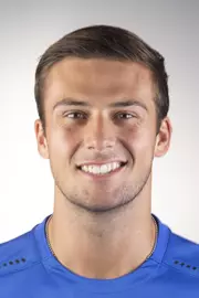 Carter Auth headshot