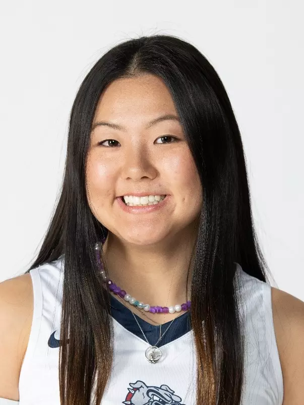 Kim fall 2022 headshot