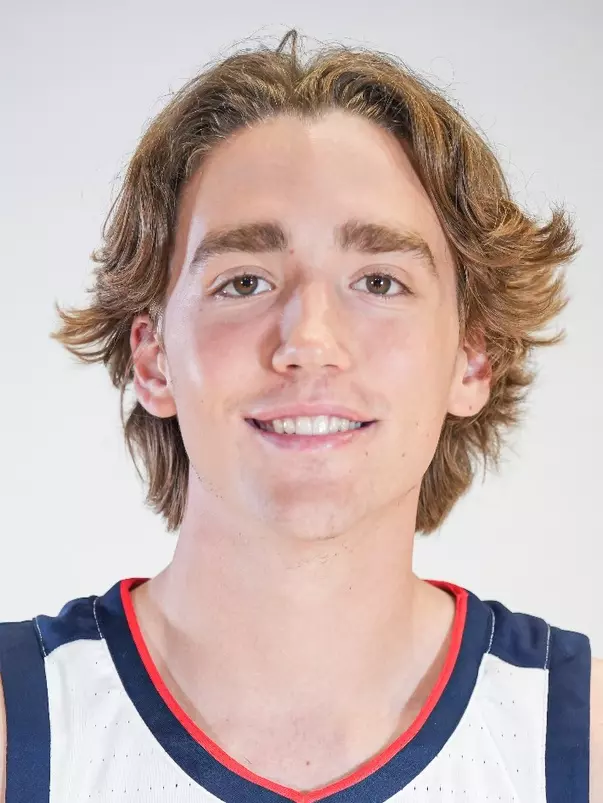 2023 headshot Stromer