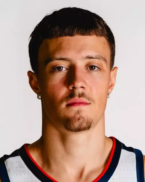202627 MBB Headshots De Sousa
