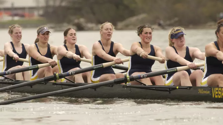 Women's Rowing Struggles Against No. 1 Princeton, No. 20 Tennessee, UMass