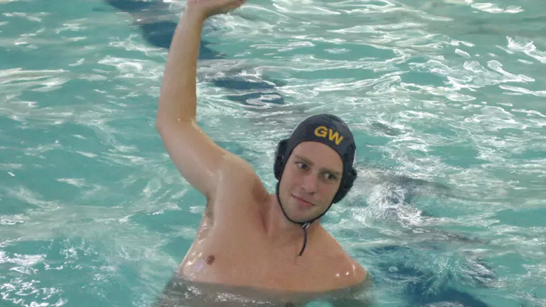 #10 Navy Fends Off Men's Water Polo in Home Opener