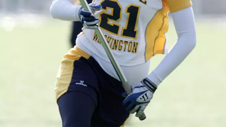 Lacrosse Falls to UMass in Overtime, 9-8