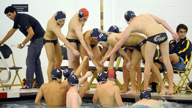 Men's Water Polo Tips Iona, Falls to No. 18 Princeton