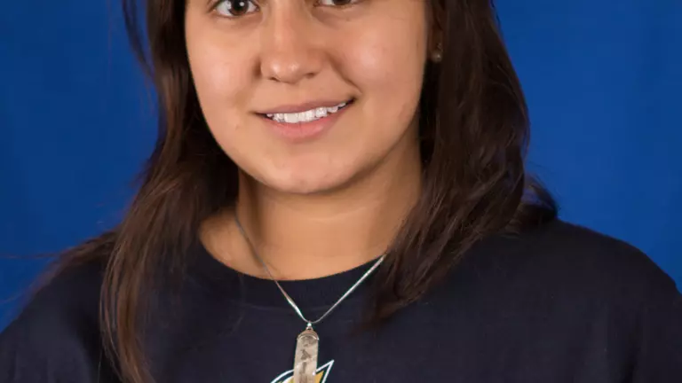 Colonial of the Week - Women's Squash's Anna Porras