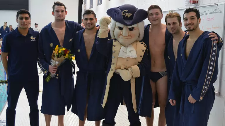 Mavis, Destici Lead Men's Water Polo on Senior Day