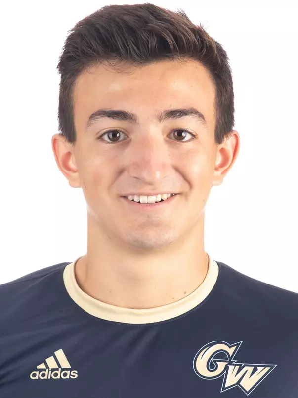 Ryan Navarro headshot