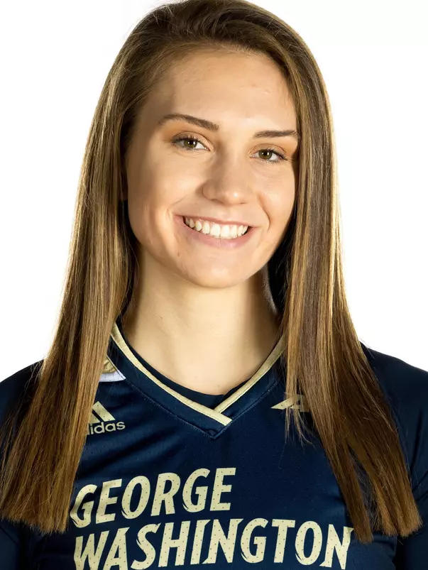 Faith Blethen headshot