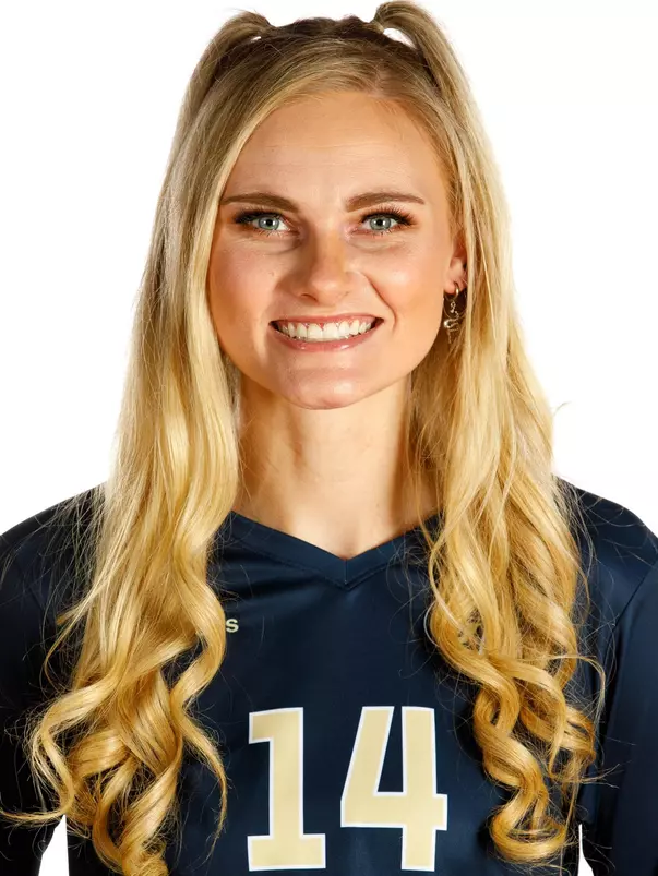 Ashley Waggle headshot