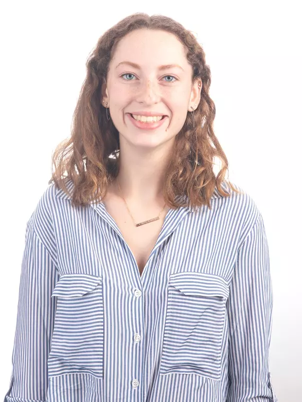 Mens Rowing Headshot: Caiti Levin