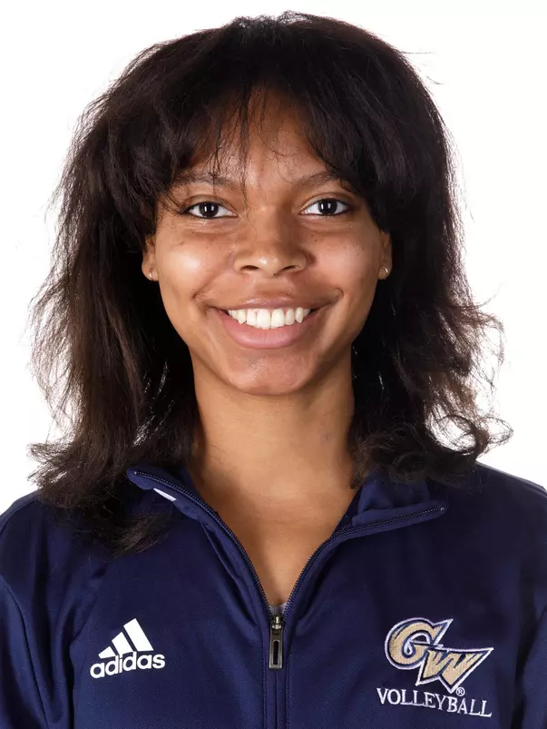 Lark Carrington Head Shot