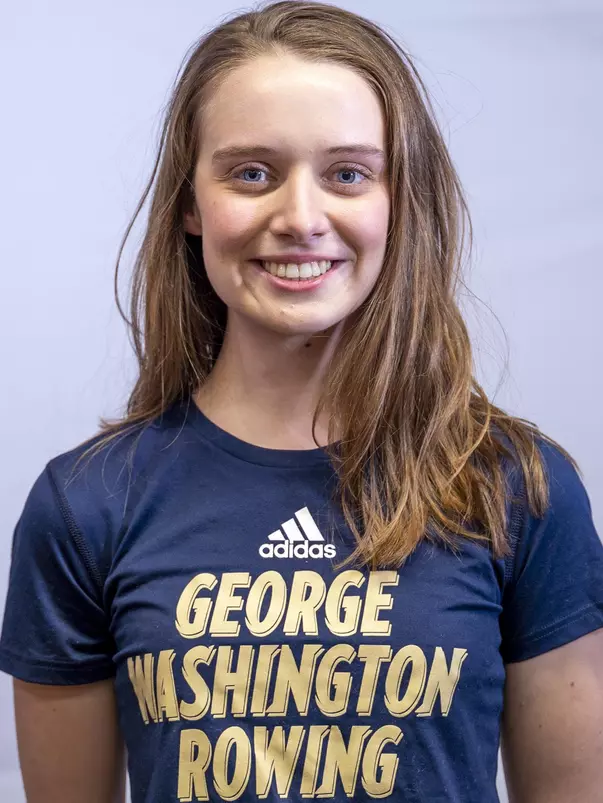 Keely Dion Headshot