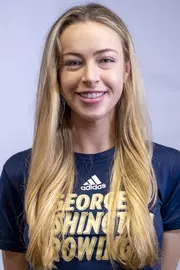 Ailis Wall Headshot