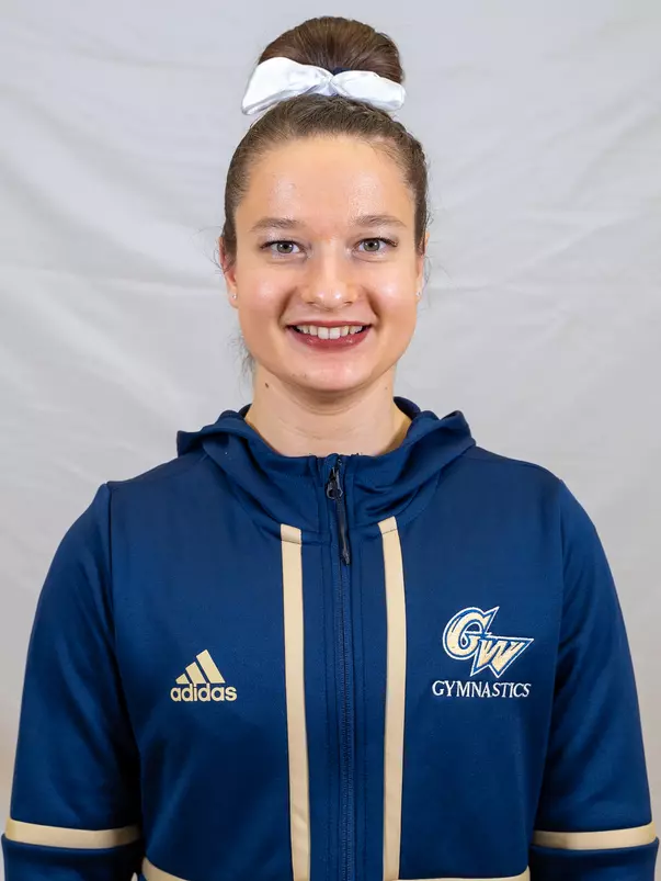 Katya Karpova headshot