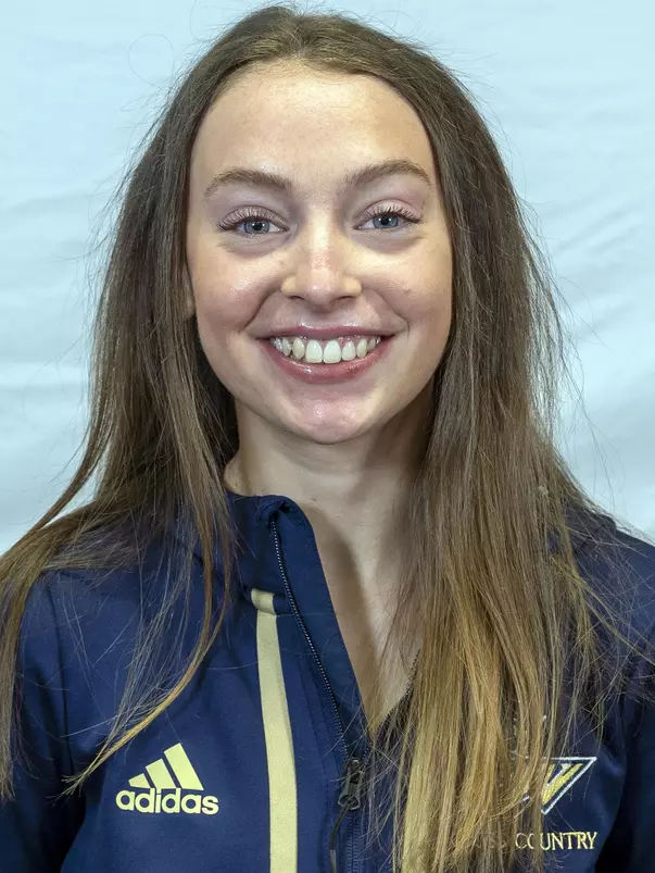 Izzy Doran headshot