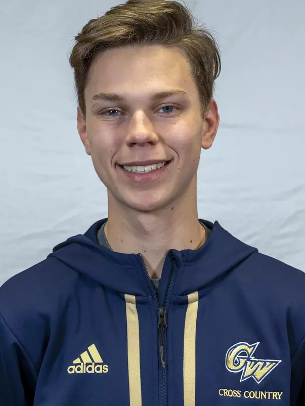 Pierce Kapustka headshot