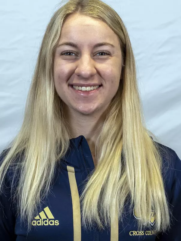 Kenzie Konyar headshot