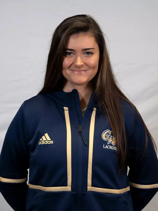 Maddy O'Brien headshot