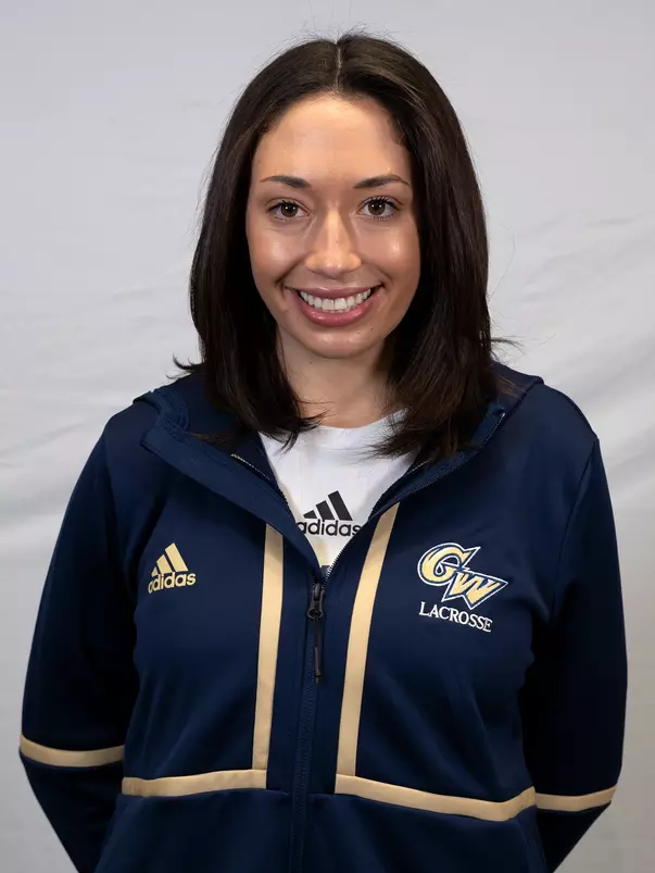 Alexa Solomon headshot