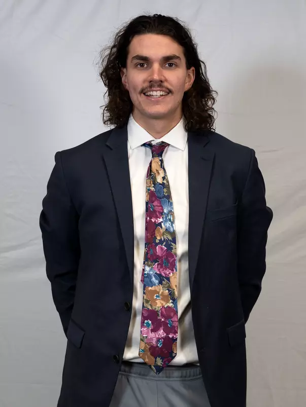 Riley Toporowski headshot