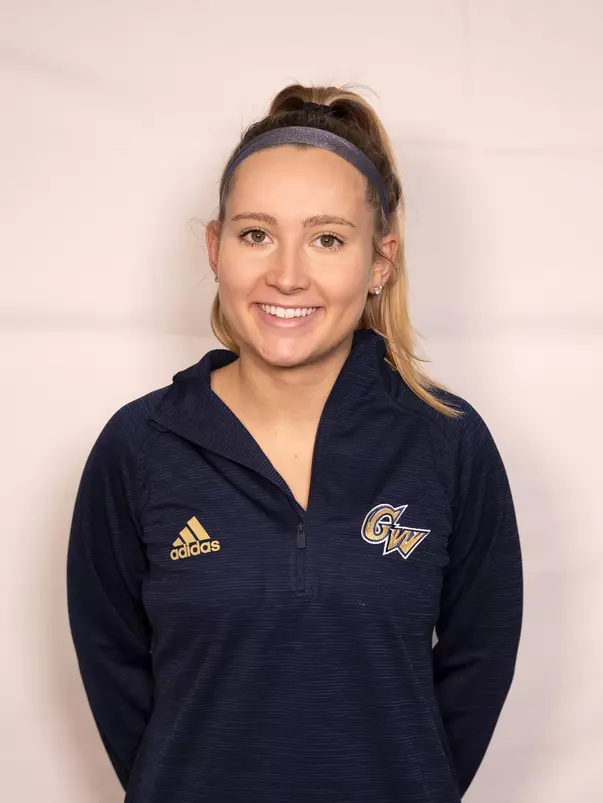 Isabella Buck headshot