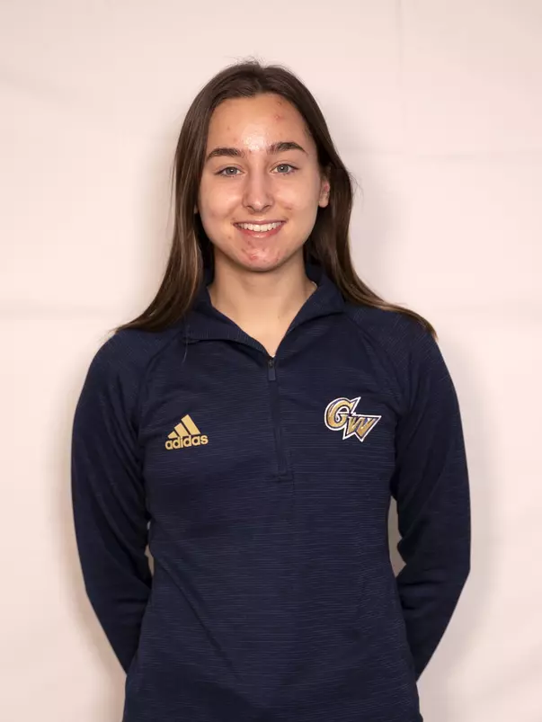 Haley Curtis headshot