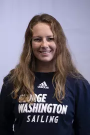 Taylor Milefchik headshot