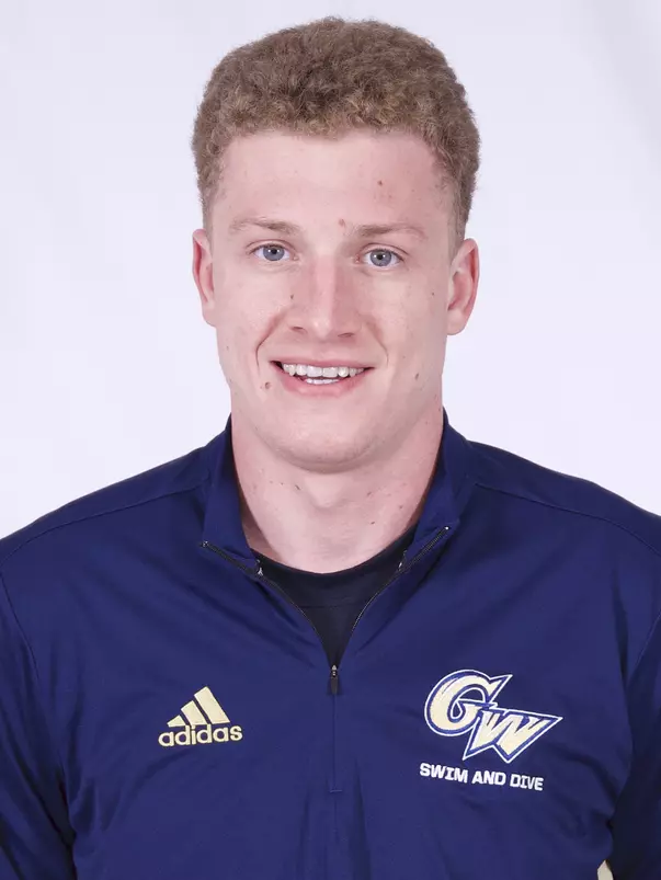 Dylan Arzoni Headshot