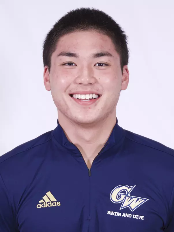 Tyler Kawakami Headshot