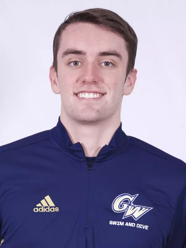 Ian Molloy Headshot