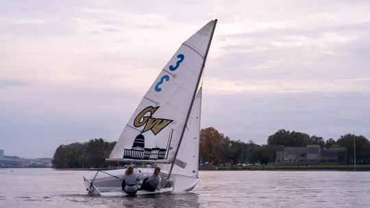 GW sailing on the water
