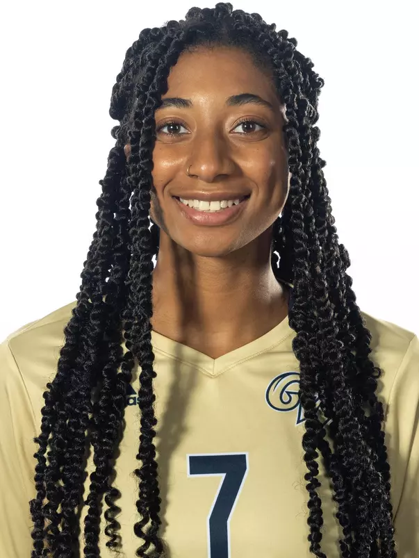 Melody Williams headshot